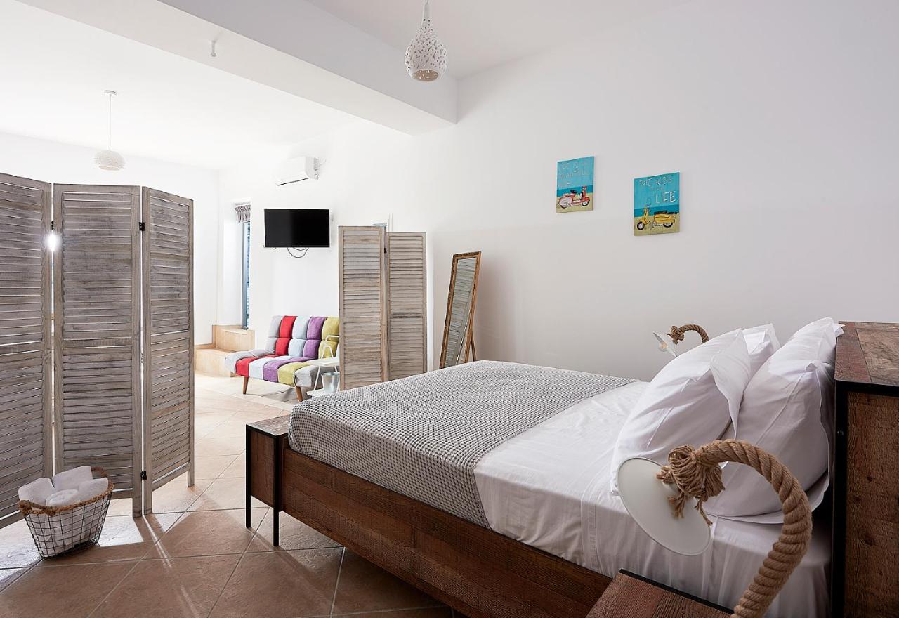 Miramare Luxury Apartments Firopotamos Dış mekan fotoğraf