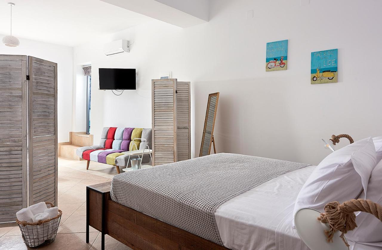 Miramare Luxury Apartments Firopotamos Dış mekan fotoğraf